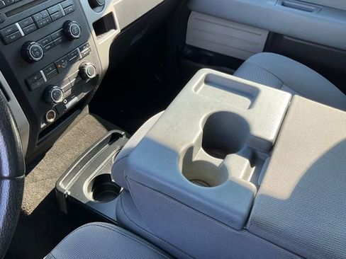 Used 2011 Ford F150 XLT w/ XLT Chrome Pkg image 14