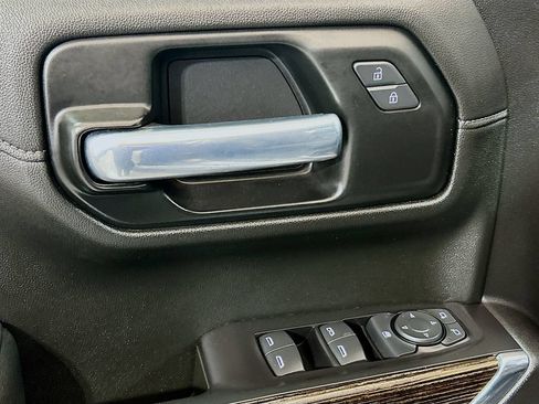 Used 2021 GMC Sierra 1500 Elevation w/ Preferred Package RWD image 15