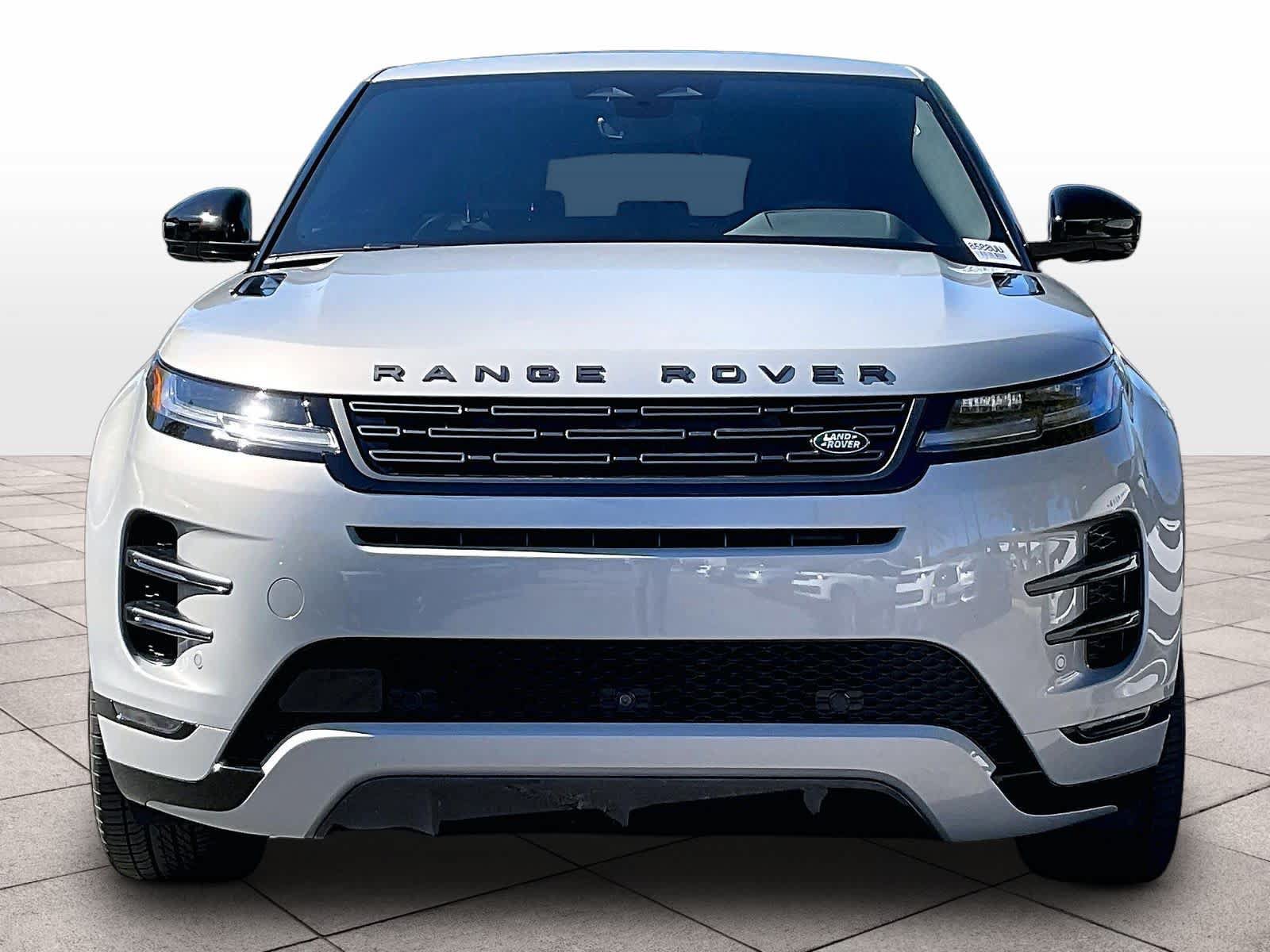 Used 2026 Land Rover Range Rover Evoque Dynamic SE AWD/4WD image 3