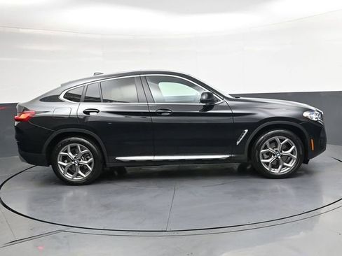 Used 2023 BMW X4 xDrive30i w/ Premium Package image 3