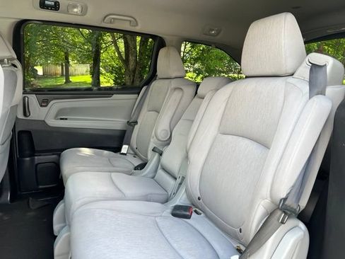 Used 2018 Honda Odyssey EX image 15