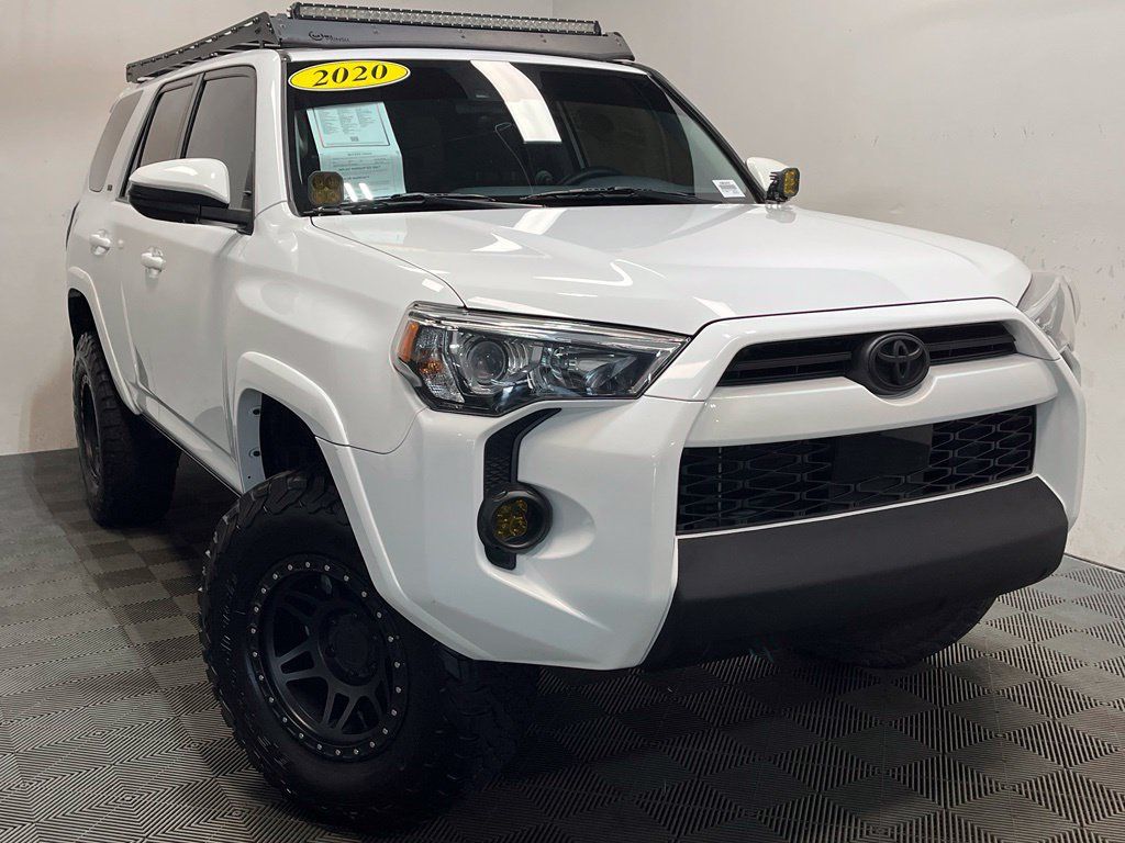 Used 2020 Toyota 4Runner SR5 Premium w/ Moonroof Package AWD/4WD image 1