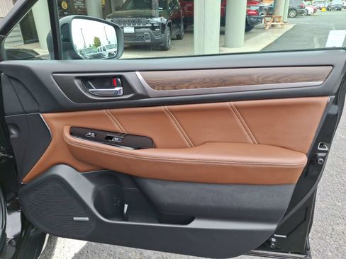 Used 2019 Subaru Outback 3.6R Touring w/ Popular Package #3A AWD/4WD image 24