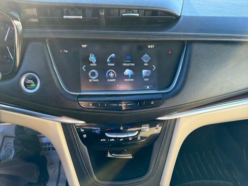 Used 2017 Cadillac XT5 Premium Luxury image 20