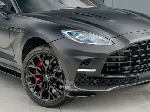 Used 2023 Aston Martin DBX 707 AWD/4WD image 32