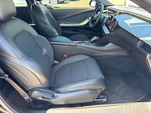 Used 2025 Dodge Charger Daytona R/T w/ Quick Order Package 25M R/T AWD/4WD image 14