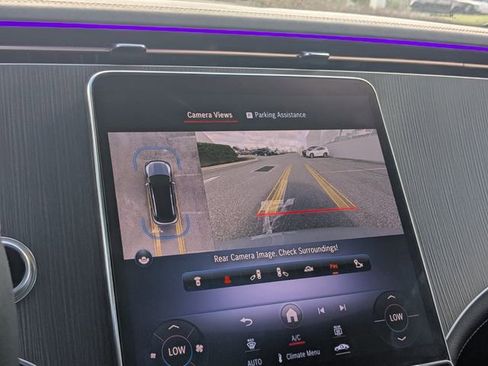 Used 2023 Mercedes-Benz EQE 350+ SUV image 17