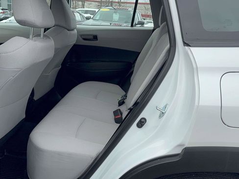 Used 2024 Toyota Corolla Cross L image 15