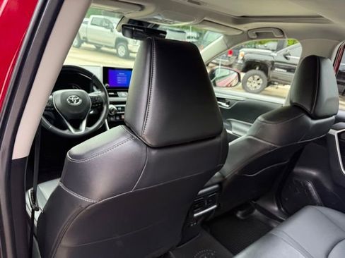 Used 2023 Toyota RAV4 XLE Premium AWD/4WD image 51