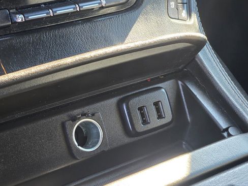 Used 2016 Chevrolet Suburban LTZ image 36