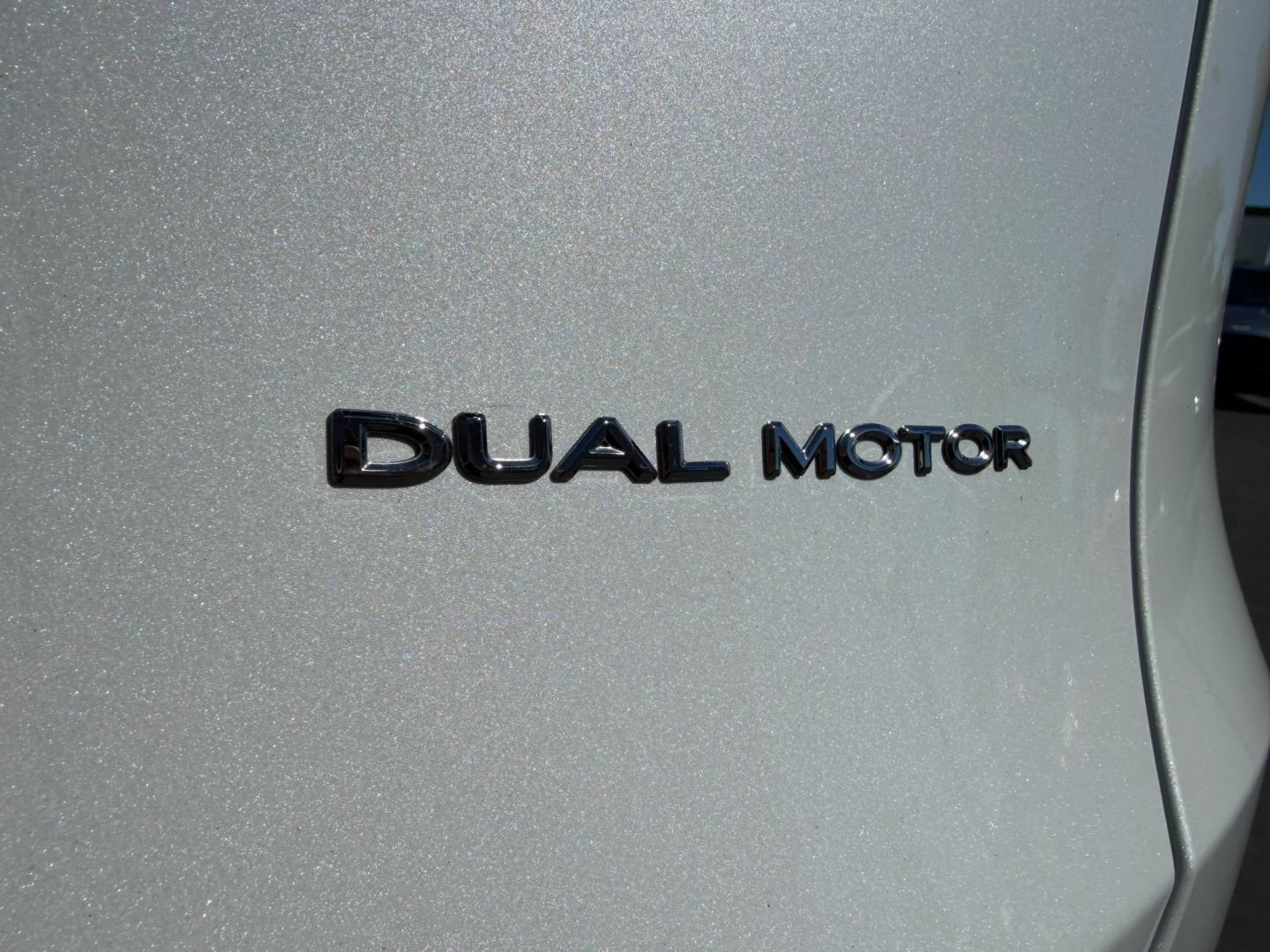 Used 2023 Tesla Model Y AWD image 11