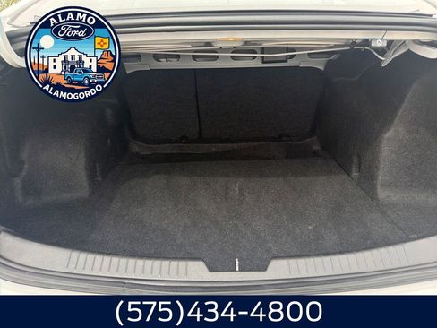 Used 2024 Chevrolet Malibu LS FWD image 21