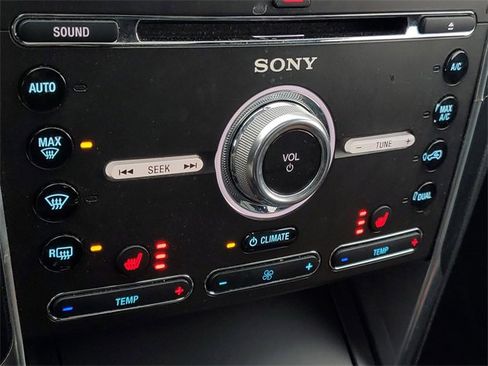 Used 2018 Ford Explorer Sport image 34