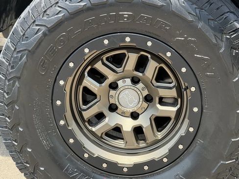 Used 2021 Jeep Wrangler Unlimited Rubicon AWD/4WD image 6