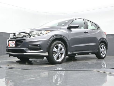 Certified 2021 Honda HR-V LX image 23