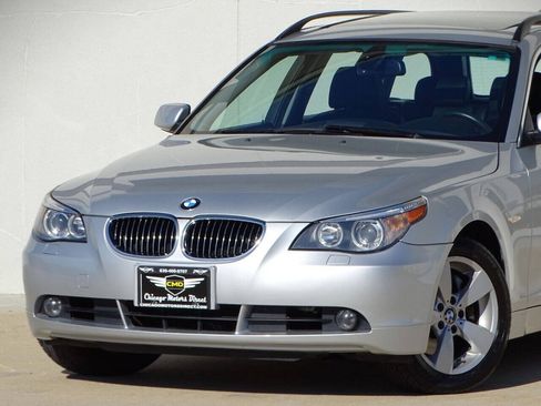 Used 2007 BMW 530xi Wagon AWD/4WD image 3