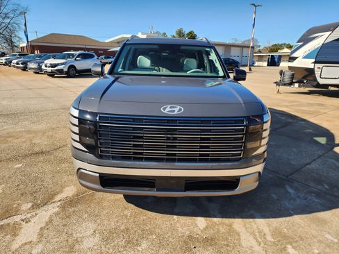 Used 2026 Hyundai Palisade Limited image 11