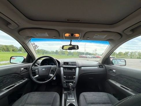 Used 2011 Ford Fusion SE w/ 202A Rapid Spec Order Code FWD image 16