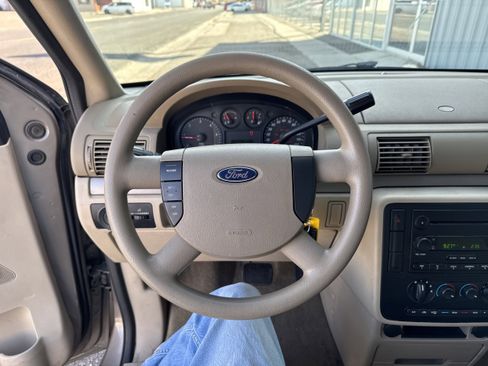 Used 2005 Ford Freestar SES image 12