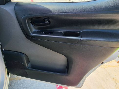 Used 2017 Nissan NV200 SV w/ Technology Package FWD image 30