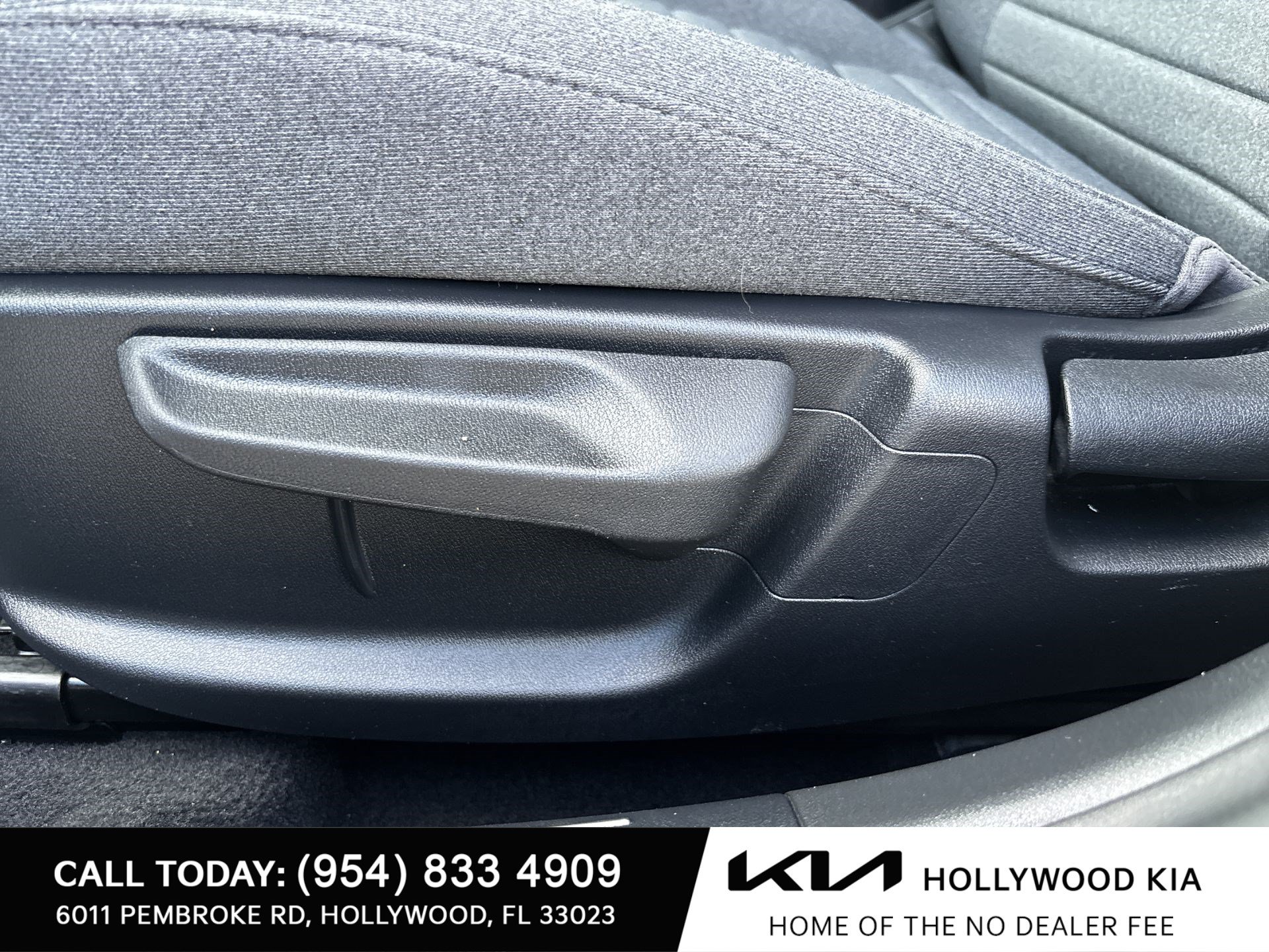 Certified 2025 Kia K4 GT-Line Turbo FWD image 14