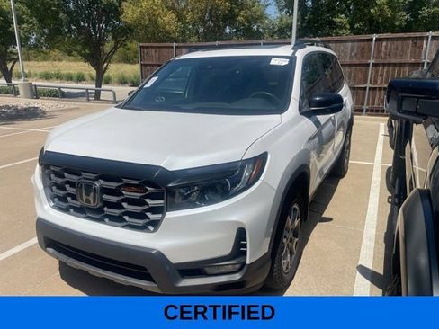 Used 2023 Honda Passport TrailSport image 1