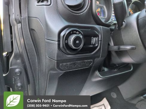 Used 2024 Jeep Wrangler Unlimited Rubicon AWD/4WD image 13