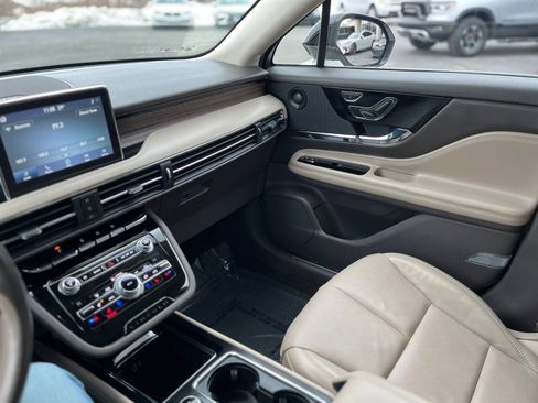 Used 2020 Lincoln Corsair Reserve w/ Equipment Group 201A image 37