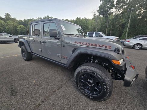 Used 2022 Jeep Gladiator Mojave image 4
