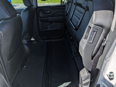 Certified 2025 Honda Ridgeline RTL image 25
