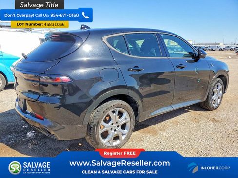 Used 2024 Dodge Hornet R/T AWD/4WD image 4