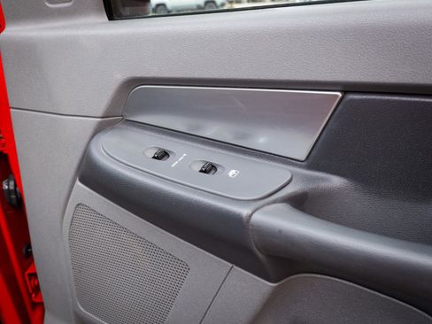 Used 2007 Dodge Ram 1500 Truck SLT image 26