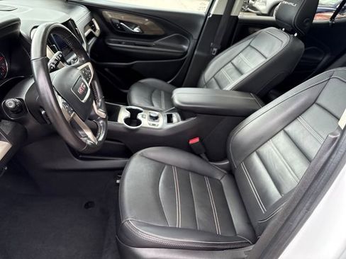 Used 2022 GMC Terrain Denali AWD/4WD image 9