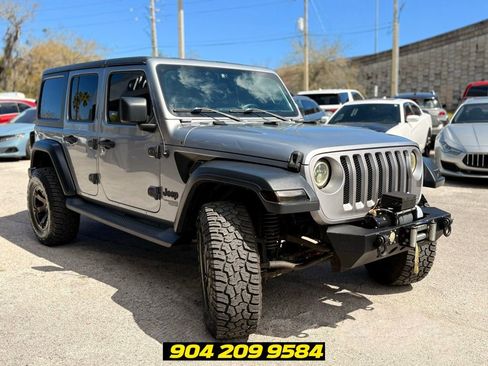 Used 2018 Jeep Wrangler Unlimited Sport S AWD/4WD image 10
