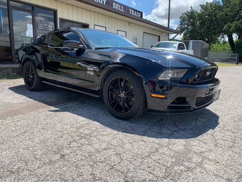 Used 2013 Ford Mustang GT Premium w/ GT Track Pkg RWD image 4