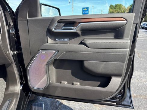 New 2026 GMC Sierra 1500 Denali w/ Denali Reserve Package image 15