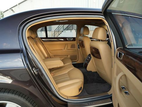 Used 2007 Bentley Flying Spur Flying Spur image 9