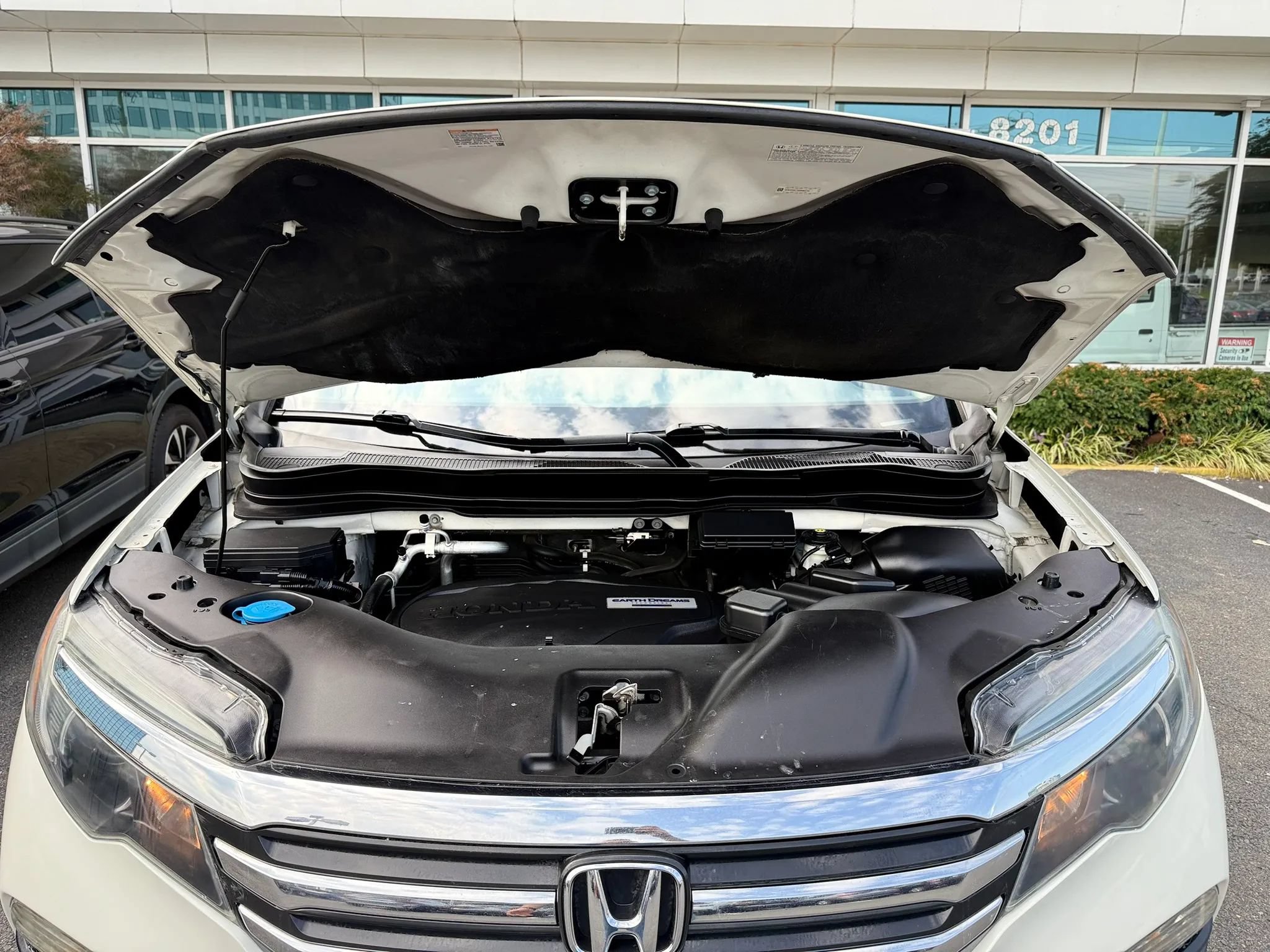 Used 2016 Honda Pilot LX image 35