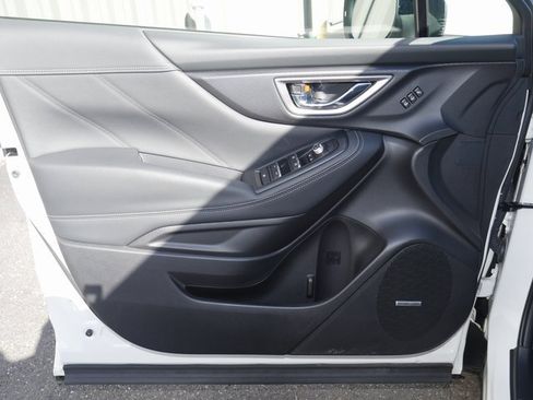 Used 2024 Subaru Forester Touring w/ Convenience Package image 15