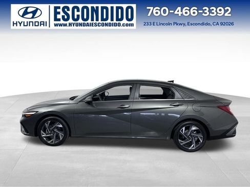 New 2025 Hyundai Elantra Limited image 2