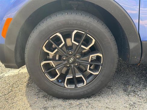 Used 2023 Hyundai Santa Cruz SE image 12