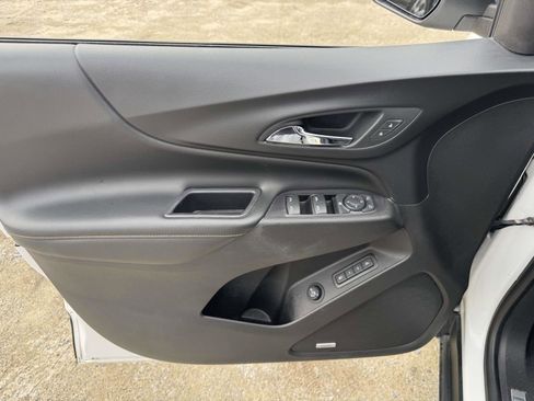 Used 2019 Chevrolet Equinox Premier image 14