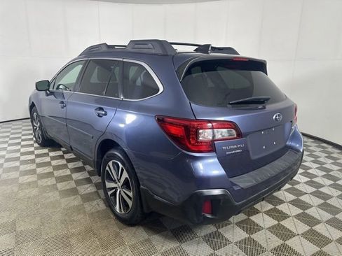 Used 2018 Subaru Outback 2.5i Limited AWD/4WD image 5