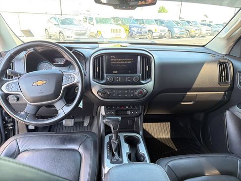 Used 2021 Chevrolet Colorado ZR2 w/ ZR2 Midnight Special Edition AWD/4WD image 13