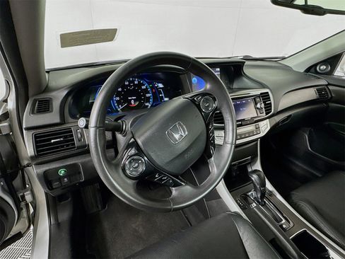 Used 2015 Honda Accord EX-L image 9