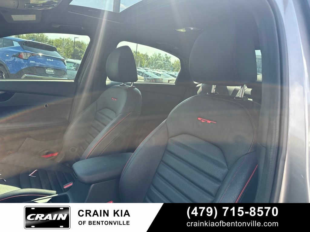 Used 2023 Kia Forte GT w/ GT2 Package FWD image 17