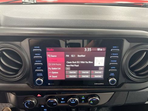 Used 2021 Toyota Tacoma SR AWD/4WD image 14