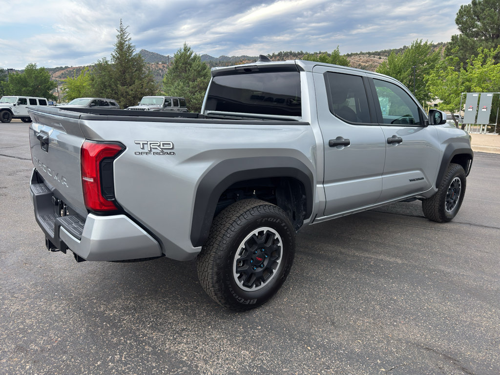 Used 2026 Toyota Tacoma TRD Off-Road AWD/4WD image 7