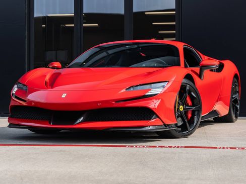 Used 2021 Ferrari SF90 Stradale AWD/4WD image 1