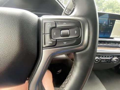 Used 2024 Chevrolet Silverado 1500 LT AWD/4WD image 18